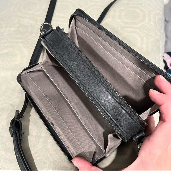 Reed Krakoff Limited Edition Black & White Hand Drawn Square Print Crossbody Bag - Picture 4 of 6